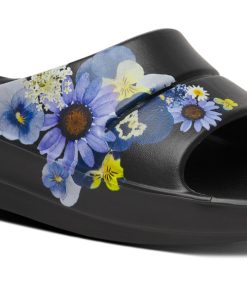Women's OOahh Limited Slide Sandal - Blossom